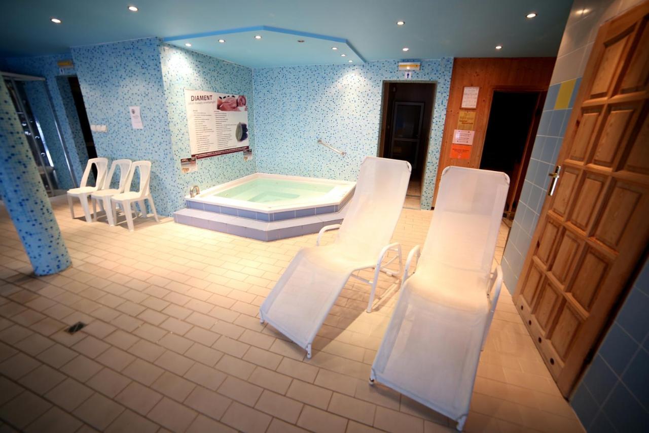 Dom Zdrojowy Diament Spa Гжибово Екстер'єр фото
