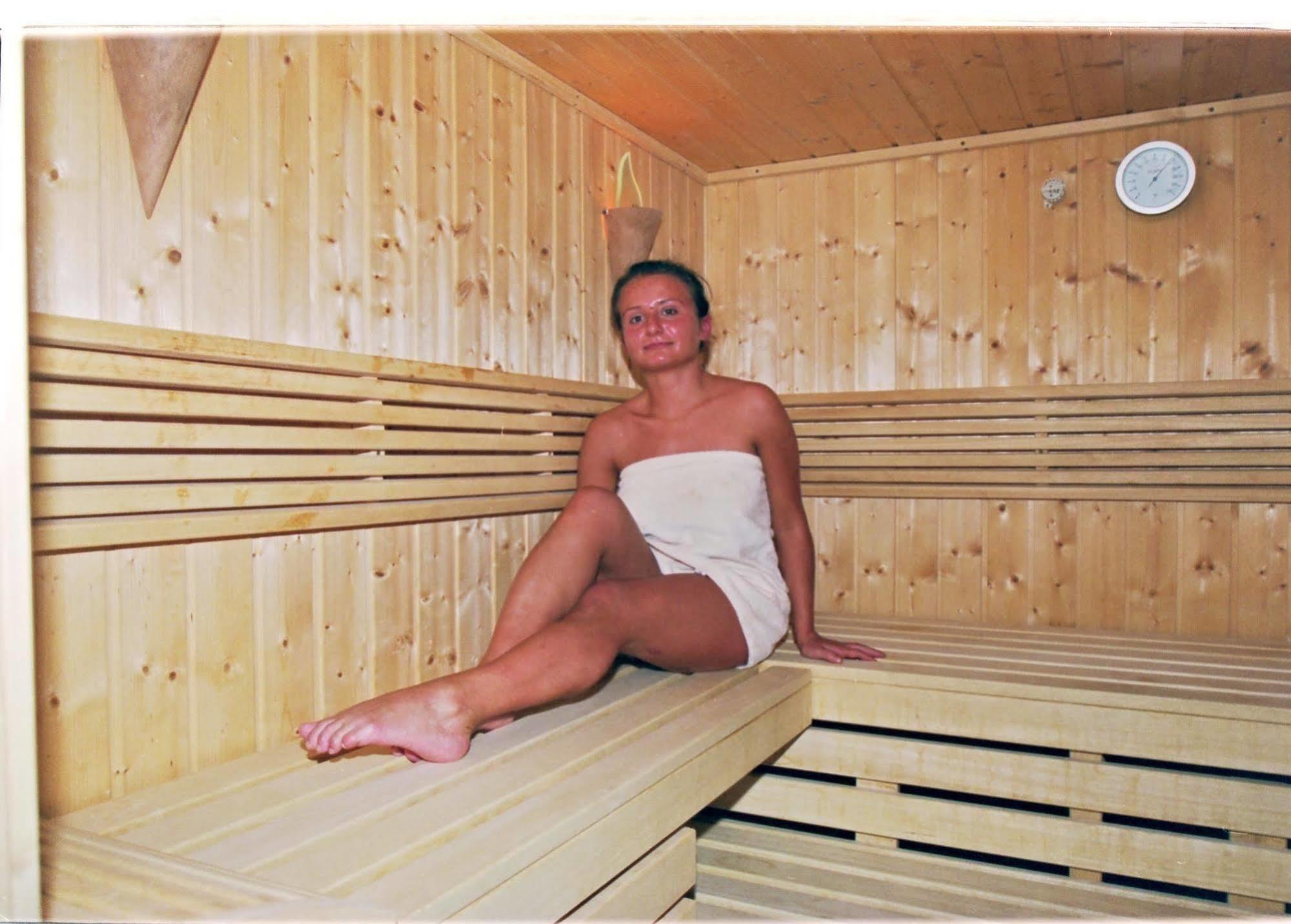 Dom Zdrojowy Diament Spa Гжибово Екстер'єр фото